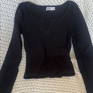 Hollister Women's Classic Black Long Sleeve Top